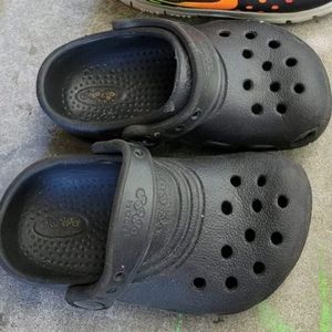 Black croc style shoe size 8/9